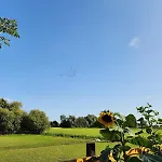 Herdershut 'het Schoehuis', Vlakbij Zee アパート *