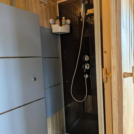 Herdershut 'het Schoehuis', Vlakbij Zee *